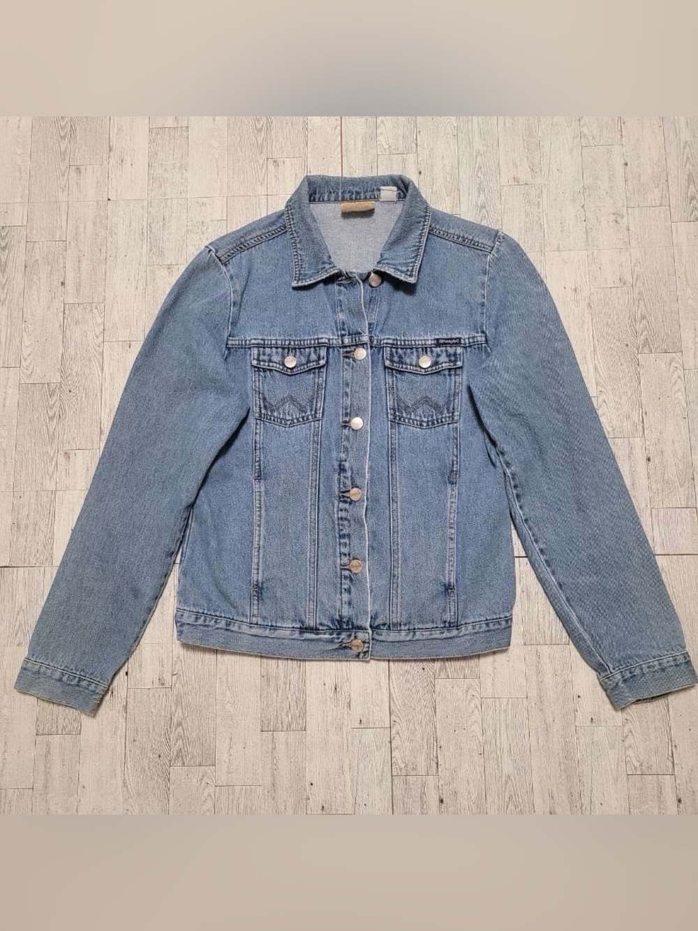 Vintage Women’s Wrangler Type 3 Lightwash Denim Jean Jacket Size M Cowgirl